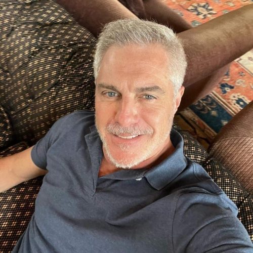 b17837ead08bb83be01b0f27f8f8e92f